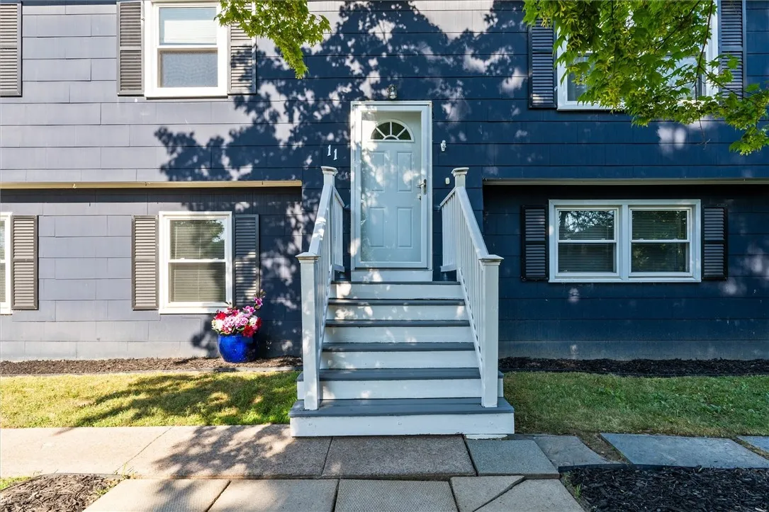 11 Tangerine Way, Gates, New York 14606, Gates, New York 14606, 3 Bedrooms Bedrooms, 8 Rooms Rooms,1 BathroomBathrooms,Residential,Closed,11 Tangerine Way, Gates, New York 14606,0,R1637504