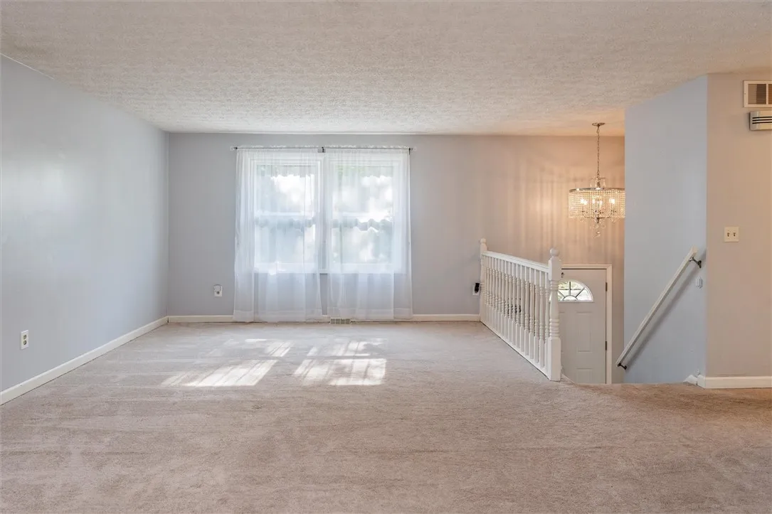 11 Tangerine Way, Gates, New York 14606, Gates, New York 14606, 3 Bedrooms Bedrooms, 8 Rooms Rooms,1 BathroomBathrooms,Residential,Closed,11 Tangerine Way, Gates, New York 14606,0,R1637504