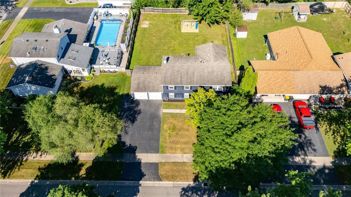 11 Tangerine Way, Gates, New York 14606, Gates, New York 14606, 3 Bedrooms Bedrooms, 8 Rooms Rooms,1 BathroomBathrooms,Residential,Closed,11 Tangerine Way, Gates, New York 14606,0,R1637504