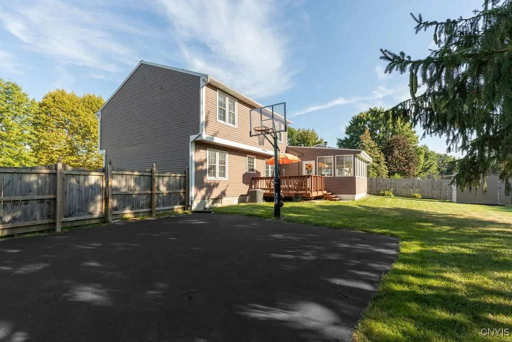 8159 Portobello, Clay, New York 13090, Clay, New York 13090, 3 Bedrooms Bedrooms, 8 Rooms Rooms,2 BathroomsBathrooms,Residential,Closed,8159 Portobello, Clay, New York 13090,0,S1635453