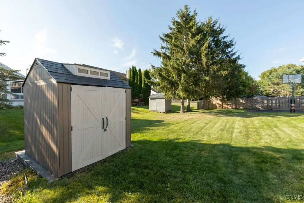 8159 Portobello, Clay, New York 13090, Clay, New York 13090, 3 Bedrooms Bedrooms, 8 Rooms Rooms,2 BathroomsBathrooms,Residential,Closed,8159 Portobello, Clay, New York 13090,0,S1635453