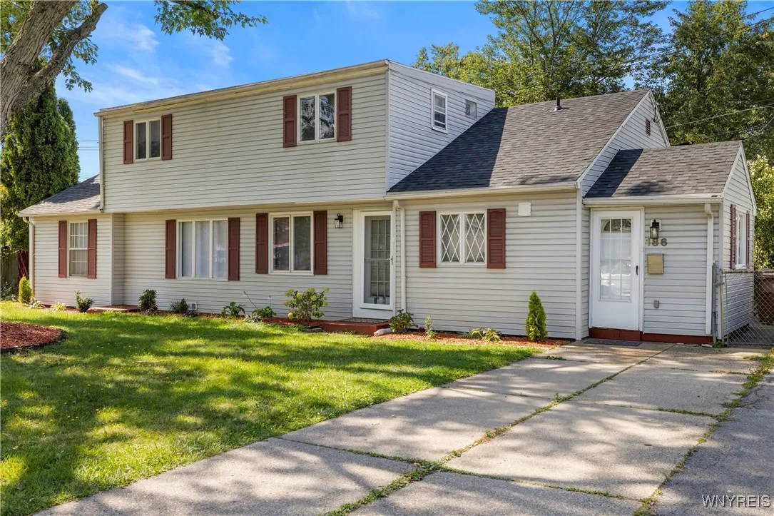 186 Cedargrove Circle, Cheektowaga, New York 14225, Cheektowaga, New York 14225, 5 Bedrooms Bedrooms, 9 Rooms Rooms,2 BathroomsBathrooms,Residential,Closed,186 Cedargrove Circle, Cheektowaga, New York 14225,0,B1637571