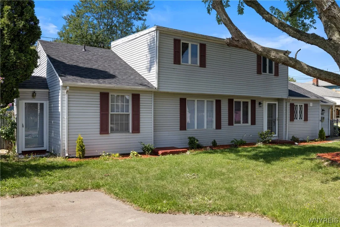 186 Cedargrove Circle, Cheektowaga, New York 14225, Cheektowaga, New York 14225, 5 Bedrooms Bedrooms, 9 Rooms Rooms,2 BathroomsBathrooms,Residential,Closed,186 Cedargrove Circle, Cheektowaga, New York 14225,0,B1637571