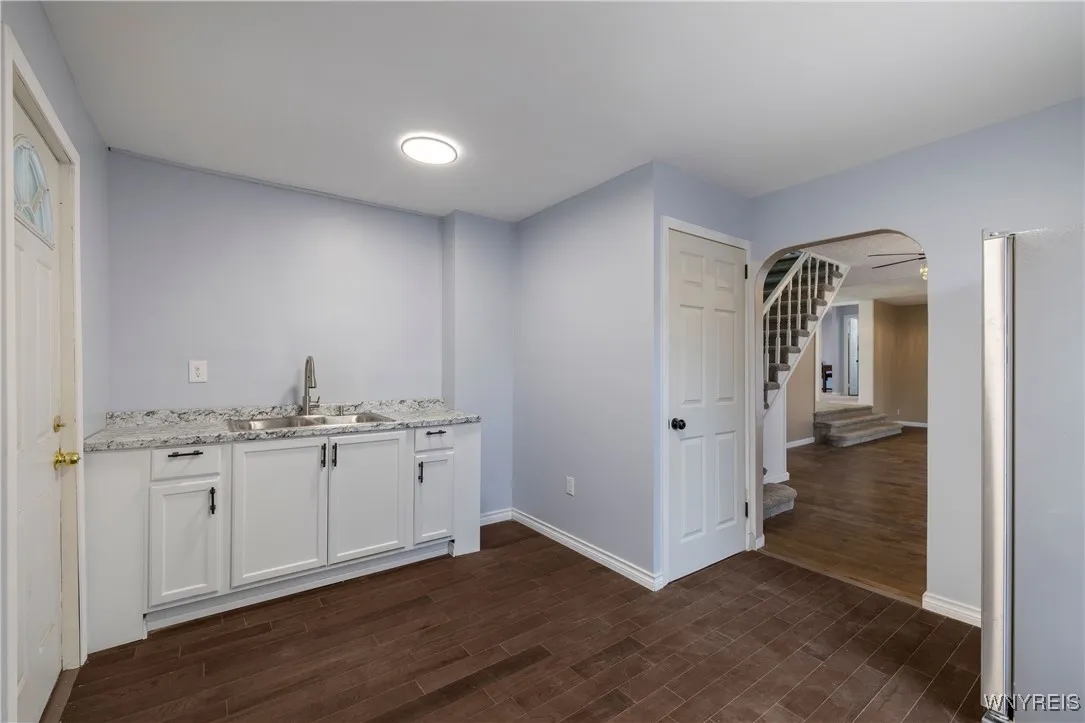 186 Cedargrove Circle, Cheektowaga, New York 14225, Cheektowaga, New York 14225, 5 Bedrooms Bedrooms, 9 Rooms Rooms,2 BathroomsBathrooms,Residential,Closed,186 Cedargrove Circle, Cheektowaga, New York 14225,0,B1637571