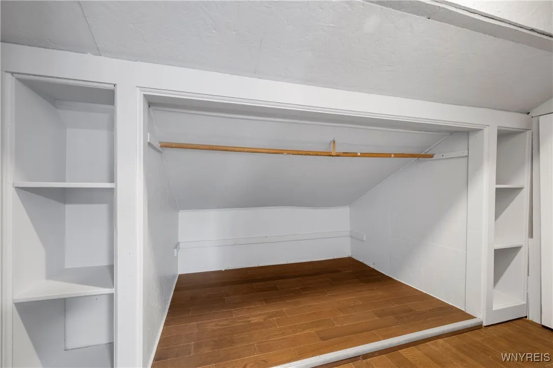 186 Cedargrove Circle, Cheektowaga, New York 14225, Cheektowaga, New York 14225, 5 Bedrooms Bedrooms, 9 Rooms Rooms,2 BathroomsBathrooms,Residential,Closed,186 Cedargrove Circle, Cheektowaga, New York 14225,0,B1637571