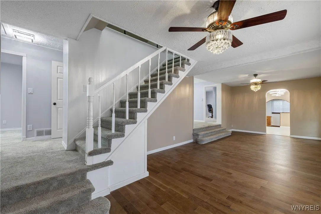 186 Cedargrove Circle, Cheektowaga, New York 14225, Cheektowaga, New York 14225, 5 Bedrooms Bedrooms, 9 Rooms Rooms,2 BathroomsBathrooms,Residential,Closed,186 Cedargrove Circle, Cheektowaga, New York 14225,0,B1637571