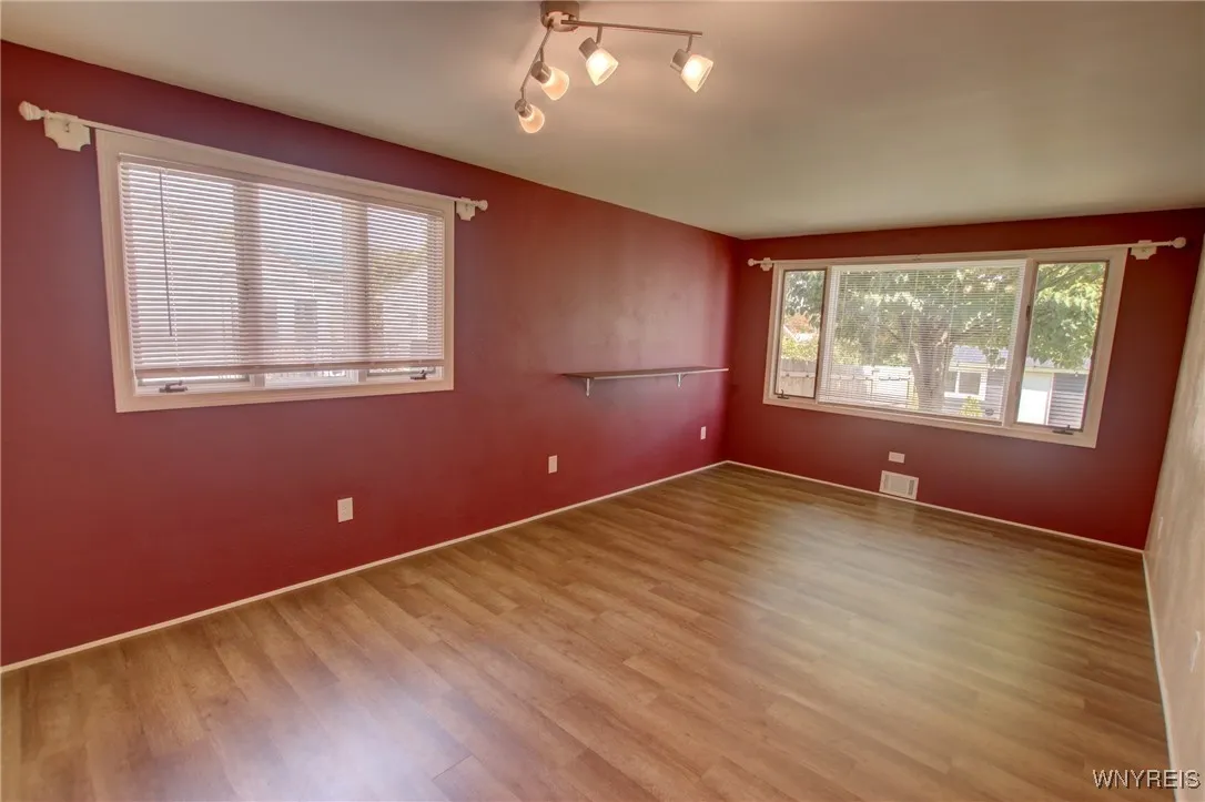 5679 Apollo Drive, Hamburg, New York 14085, Hamburg, New York 14085, 3 Bedrooms Bedrooms, 7 Rooms Rooms,2 BathroomsBathrooms,Residential,Closed,5679 Apollo Drive, Hamburg, New York 14085,0,B1637339