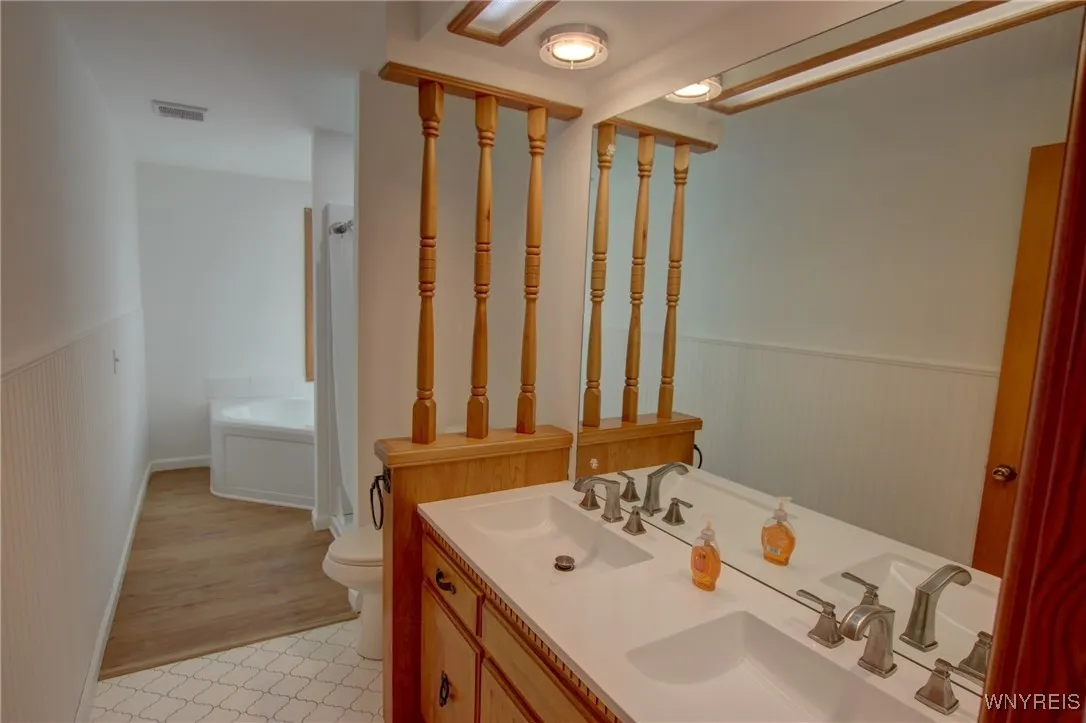 5679 Apollo Drive, Hamburg, New York 14085, Hamburg, New York 14085, 3 Bedrooms Bedrooms, 7 Rooms Rooms,2 BathroomsBathrooms,Residential,Closed,5679 Apollo Drive, Hamburg, New York 14085,0,B1637339