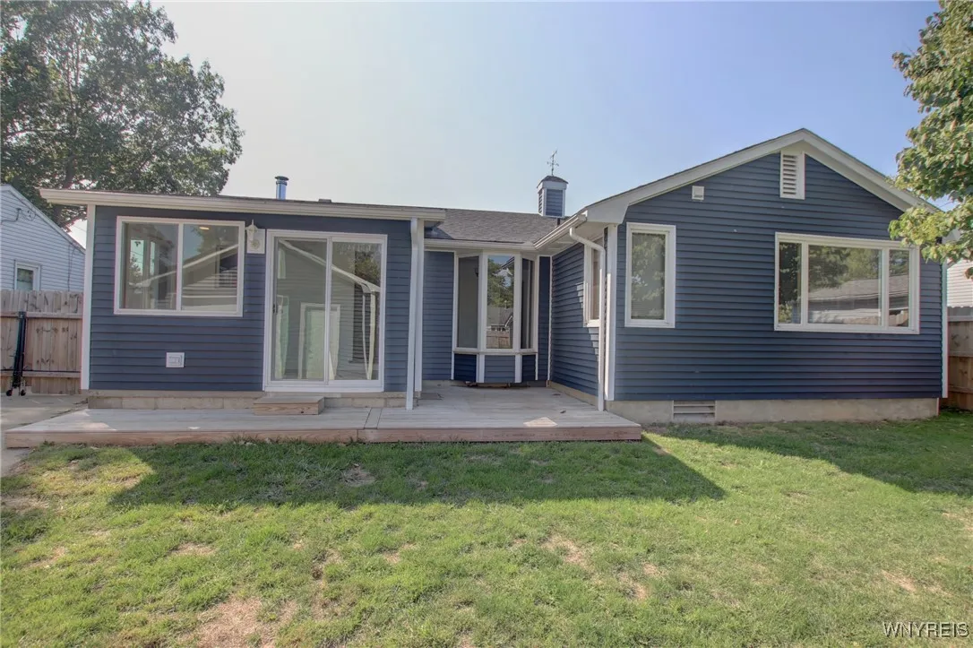 5679 Apollo Drive, Hamburg, New York 14085, Hamburg, New York 14085, 3 Bedrooms Bedrooms, 7 Rooms Rooms,2 BathroomsBathrooms,Residential,Closed,5679 Apollo Drive, Hamburg, New York 14085,0,B1637339