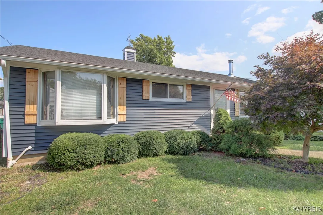 5679 Apollo Drive, Hamburg, New York 14085, Hamburg, New York 14085, 3 Bedrooms Bedrooms, 7 Rooms Rooms,2 BathroomsBathrooms,Residential,Closed,5679 Apollo Drive, Hamburg, New York 14085,0,B1637339