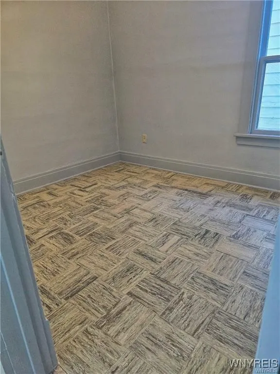74 Philadelphia Street, Buffalo, New York 14207, Buffalo, New York 14207, 6 Bedrooms Bedrooms, ,2 BathroomsBathrooms,Residential,For Sale,74 Philadelphia Street, Buffalo, New York 14207,0,B1637614
