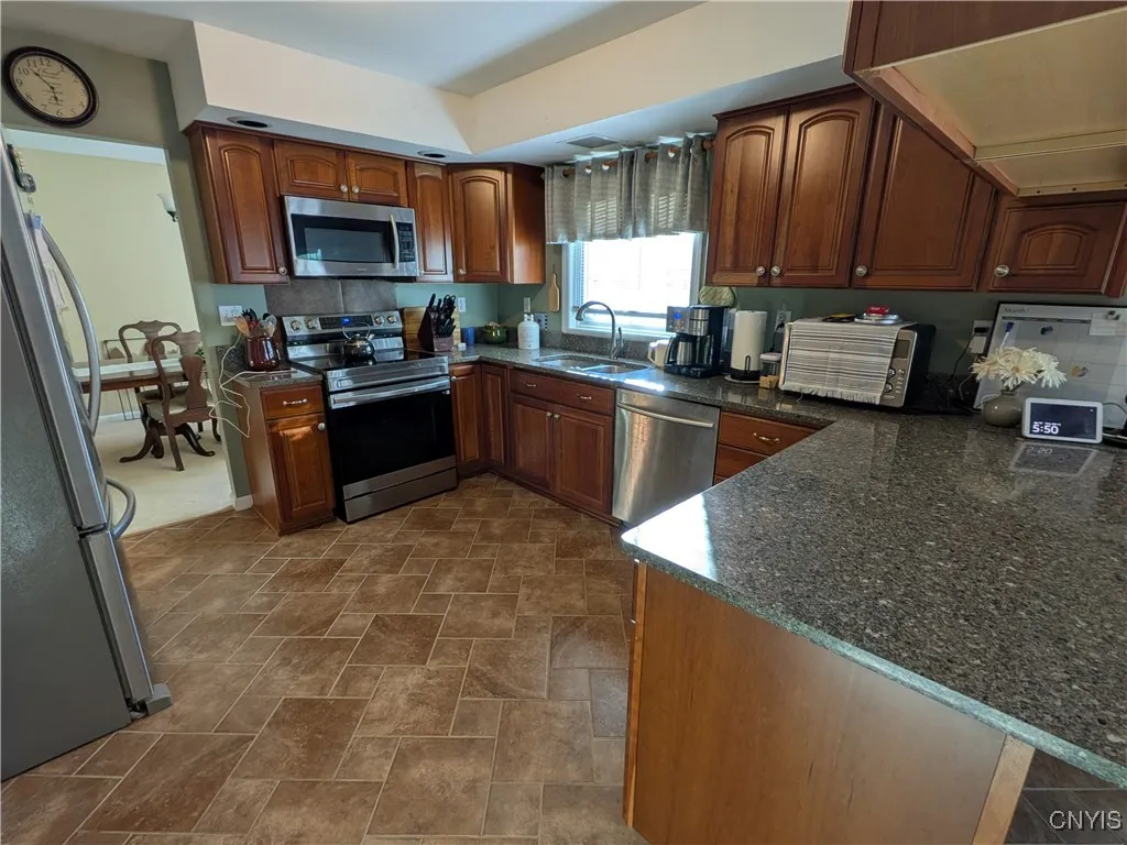 5 Hickory Lane, Cortland, New York 13045, Cortland, New York 13045, 3 Bedrooms Bedrooms, 11 Rooms Rooms,2 BathroomsBathrooms,Residential,For Sale,5 Hickory Lane, Cortland, New York 13045,0,S1637625