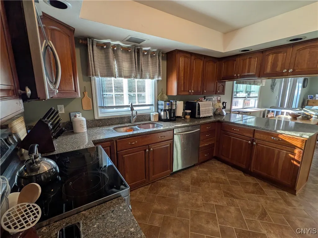 5 Hickory Lane, Cortland, New York 13045, Cortland, New York 13045, 3 Bedrooms Bedrooms, 11 Rooms Rooms,2 BathroomsBathrooms,Residential,For Sale,5 Hickory Lane, Cortland, New York 13045,0,S1637625