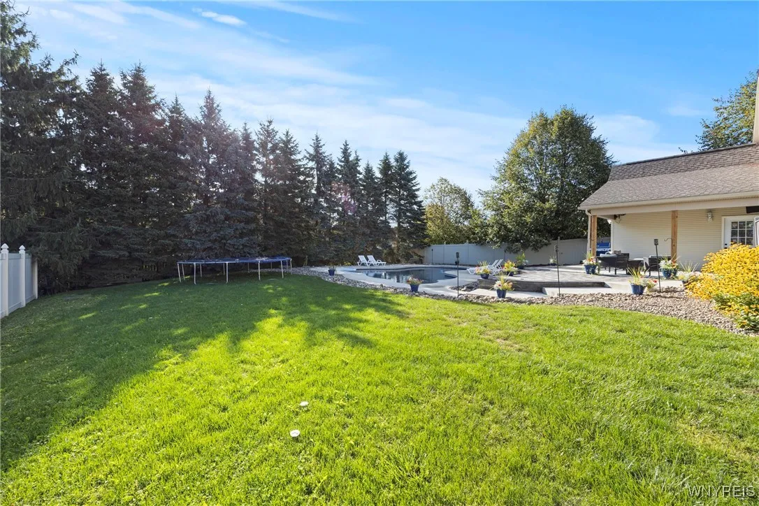 5477 Abel Road, Hamburg, New York 14075, Hamburg, New York 14075, 4 Bedrooms Bedrooms, 9 Rooms Rooms,2 BathroomsBathrooms,Residential,For Sale,5477 Abel Road, Hamburg, New York 14075,0,B1637564