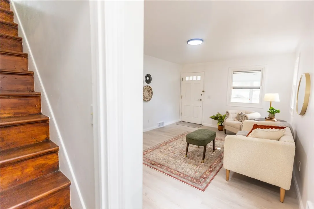 64 Rosemount Street, Rochester, New York 14620, Rochester, New York 14620, 4 Bedrooms Bedrooms, 8 Rooms Rooms,2 BathroomsBathrooms,Residential,Closed,64 Rosemount Street, Rochester, New York 14620,0,R1637556