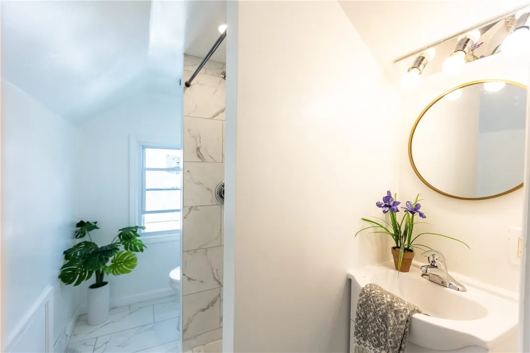 64 Rosemount Street, Rochester, New York 14620, Rochester, New York 14620, 4 Bedrooms Bedrooms, 8 Rooms Rooms,2 BathroomsBathrooms,Residential,Closed,64 Rosemount Street, Rochester, New York 14620,0,R1637556