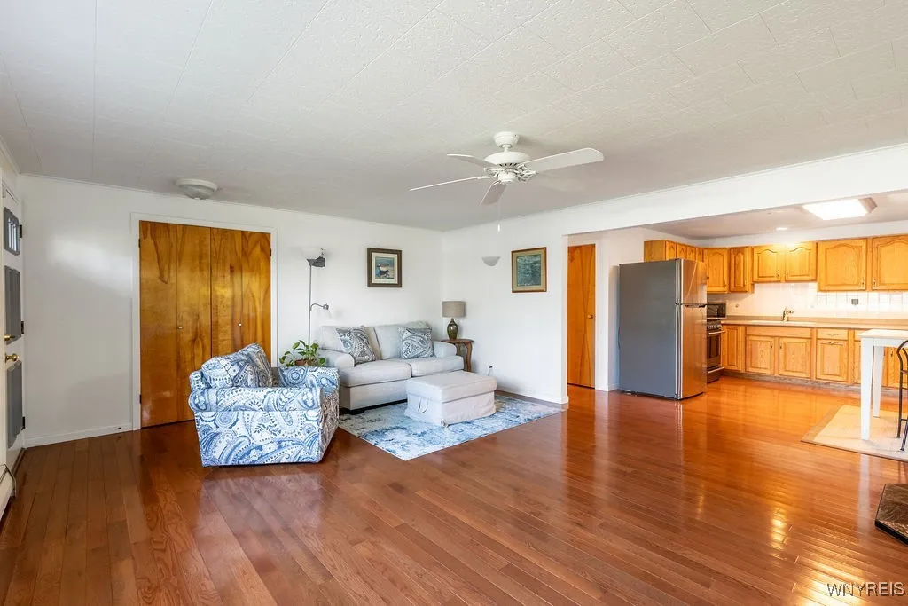 3505 West River Road, Grand Island, New York 14072, Grand Island, New York 14072, 2 Bedrooms Bedrooms, 7 Rooms Rooms,1 BathroomBathrooms,Residential,For Sale,3505 West River Road, Grand Island, New York 14072,0,B1636489