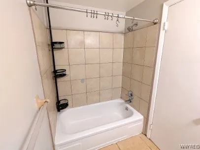 7 Robin Road, Amherst, New York 14228, Amherst, New York 14228, 3 Bedrooms Bedrooms, 5 Rooms Rooms,1 BathroomBathrooms,Residential Lease,Closed,7 Robin Road, Amherst, New York 14228,0,B1637262