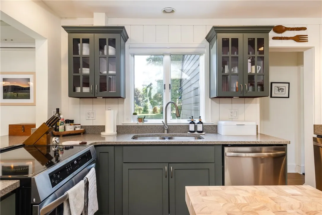 234 Main Street, Owego, New York 13827, Owego, New York 13827, 4 Bedrooms Bedrooms, 9 Rooms Rooms,2 BathroomsBathrooms,Residential,Closed,234 Main Street, Owego, New York 13827,0,R1637670