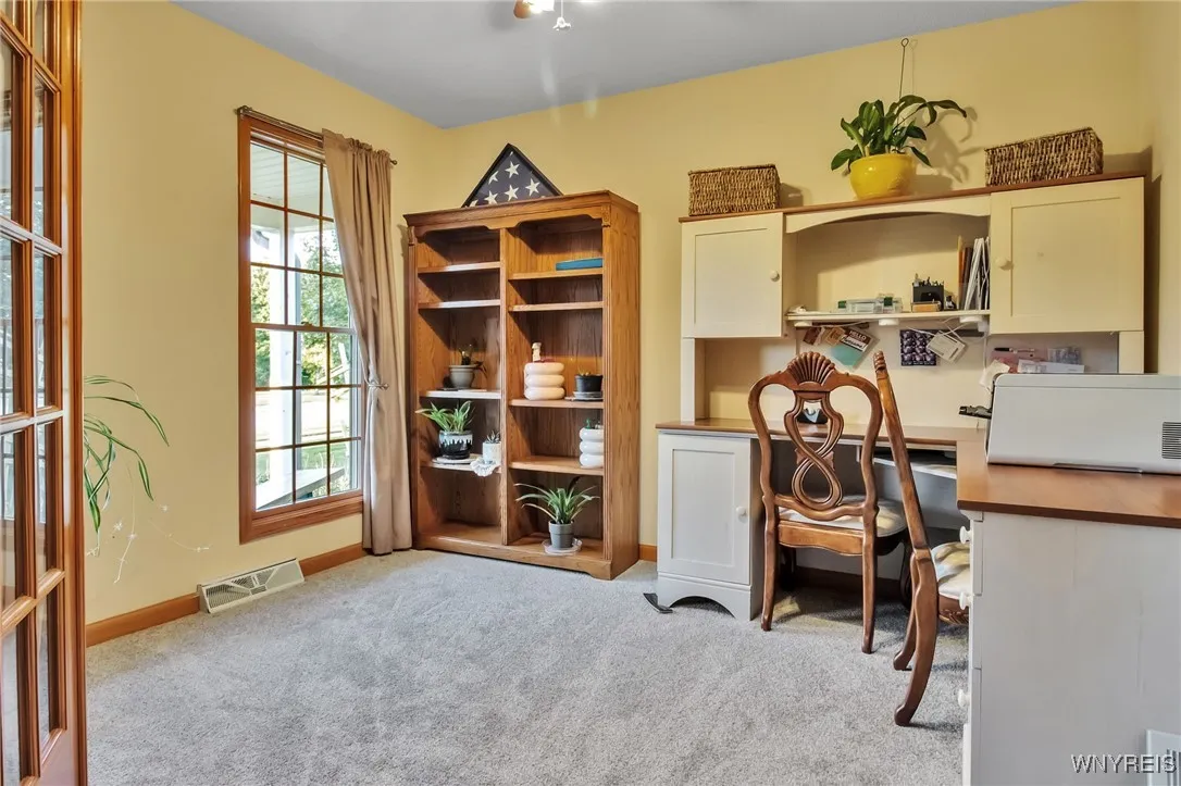 3308 Brookfield Lane, Hamburg, New York 14075, Hamburg, New York 14075, 4 Bedrooms Bedrooms, 8 Rooms Rooms,2 BathroomsBathrooms,Residential,For Sale,3308 Brookfield Lane, Hamburg, New York 14075,0,B1637683