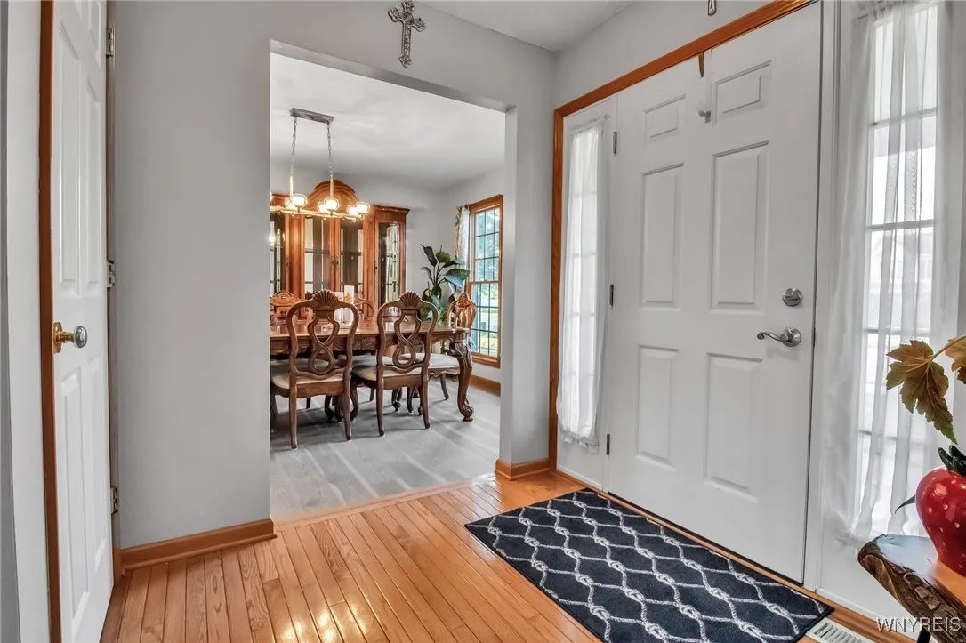 3308 Brookfield Lane, Hamburg, New York 14075, Hamburg, New York 14075, 4 Bedrooms Bedrooms, 8 Rooms Rooms,2 BathroomsBathrooms,Residential,For Sale,3308 Brookfield Lane, Hamburg, New York 14075,0,B1637683