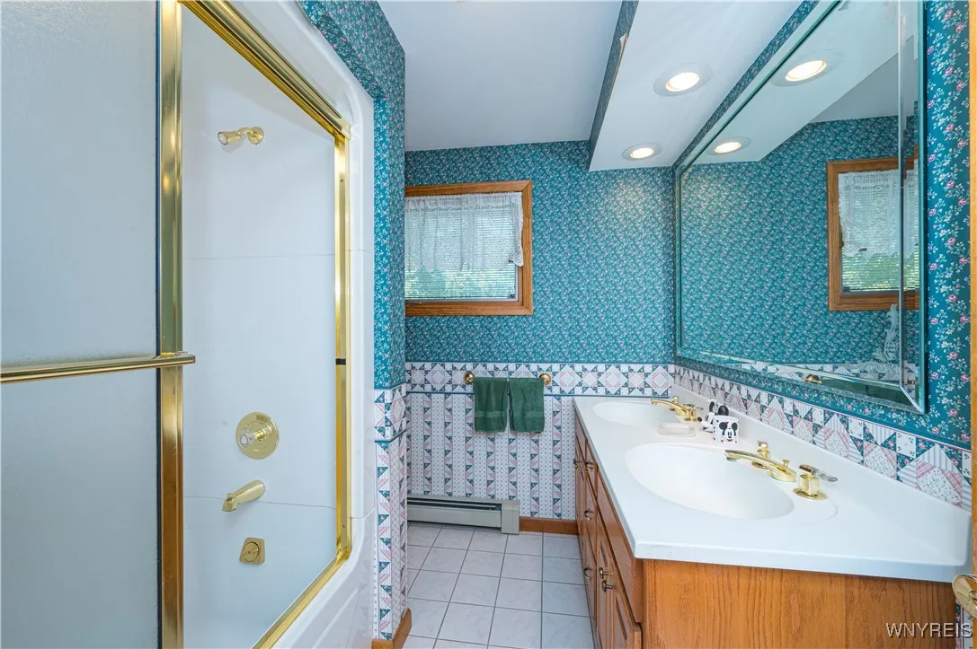 66 Willowgrove Court, Tonawanda, New York 14150, Tonawanda, New York 14150, 4 Bedrooms Bedrooms, 8 Rooms Rooms,1 BathroomBathrooms,Residential,Closed,66 Willowgrove Court, Tonawanda, New York 14150,0,B1637348