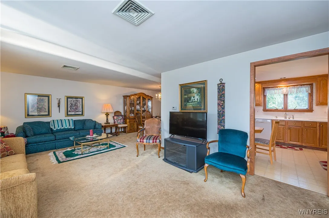 66 Willowgrove Court, Tonawanda, New York 14150, Tonawanda, New York 14150, 4 Bedrooms Bedrooms, 8 Rooms Rooms,1 BathroomBathrooms,Residential,Closed,66 Willowgrove Court, Tonawanda, New York 14150,0,B1637348