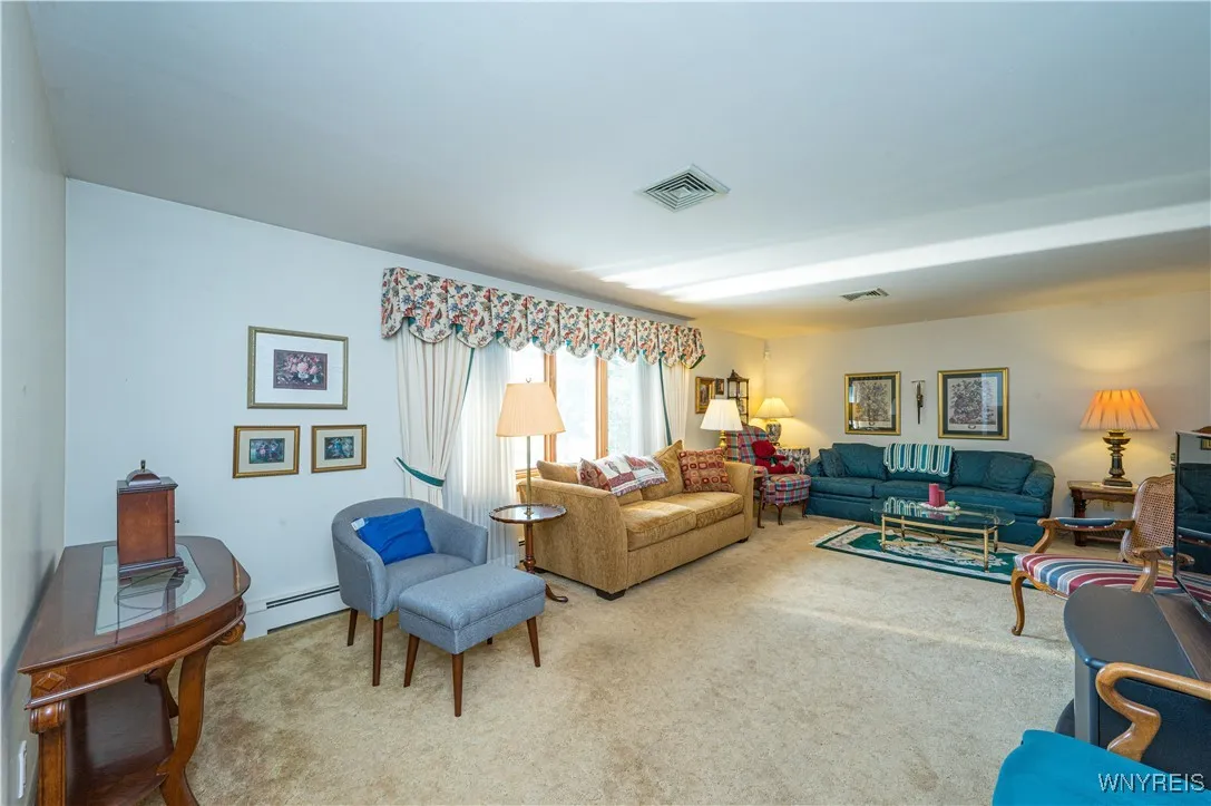 66 Willowgrove Court, Tonawanda, New York 14150, Tonawanda, New York 14150, 4 Bedrooms Bedrooms, 8 Rooms Rooms,1 BathroomBathrooms,Residential,Closed,66 Willowgrove Court, Tonawanda, New York 14150,0,B1637348
