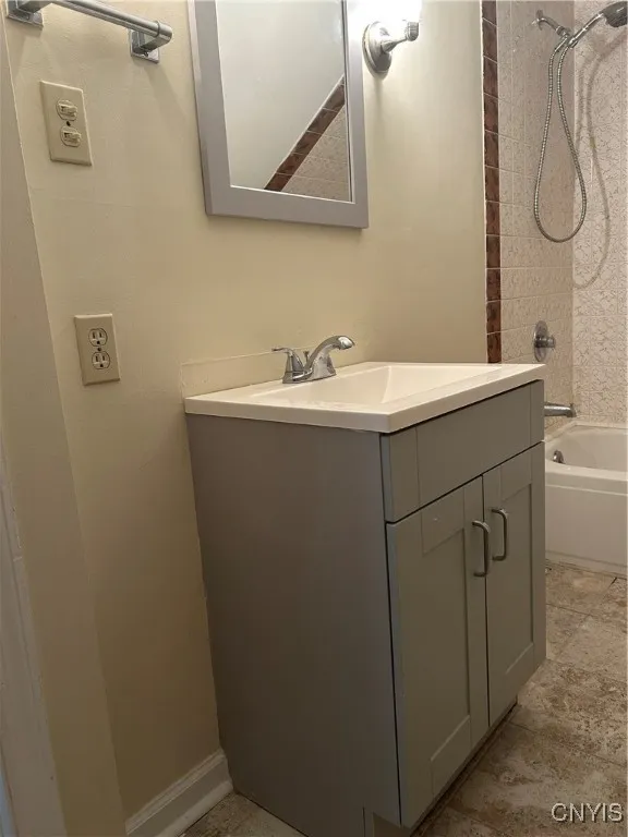 230 Crestwood Drive, Salina, New York 13212, Salina, New York 13212, 4 Bedrooms Bedrooms, 7 Rooms Rooms,2 BathroomsBathrooms,Residential,Closed,230 Crestwood Drive, Salina, New York 13212,0,S1637472