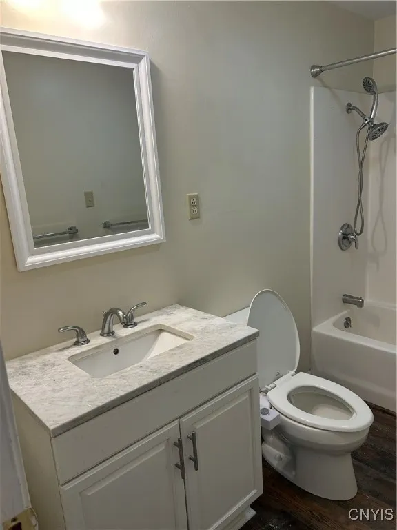 230 Crestwood Drive, Salina, New York 13212, Salina, New York 13212, 4 Bedrooms Bedrooms, 7 Rooms Rooms,2 BathroomsBathrooms,Residential,Closed,230 Crestwood Drive, Salina, New York 13212,0,S1637472