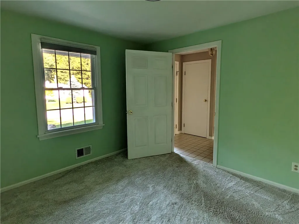 5 Kings Lacey Way, Perinton, New York 14450, Perinton, New York 14450, 4 Bedrooms Bedrooms, 11 Rooms Rooms,2 BathroomsBathrooms,Residential,Closed,5 Kings Lacey Way, Perinton, New York 14450,0,R1637232