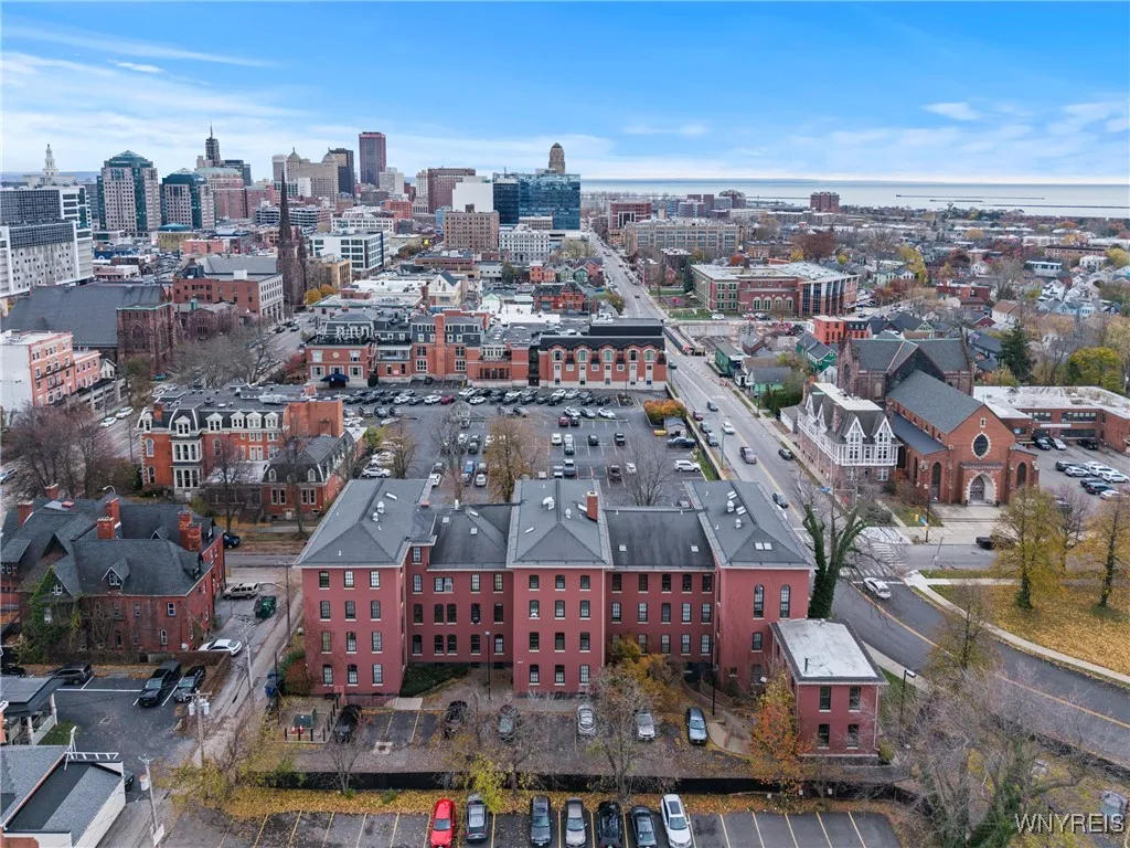125 Edward Street 1j, Buffalo, New York 14201, Buffalo, New York 14201, 2 Bedrooms Bedrooms, 5 Rooms Rooms,1 BathroomBathrooms,Residential,For Sale,125 Edward Street 1j, Buffalo, New York 14201,0,B1637723