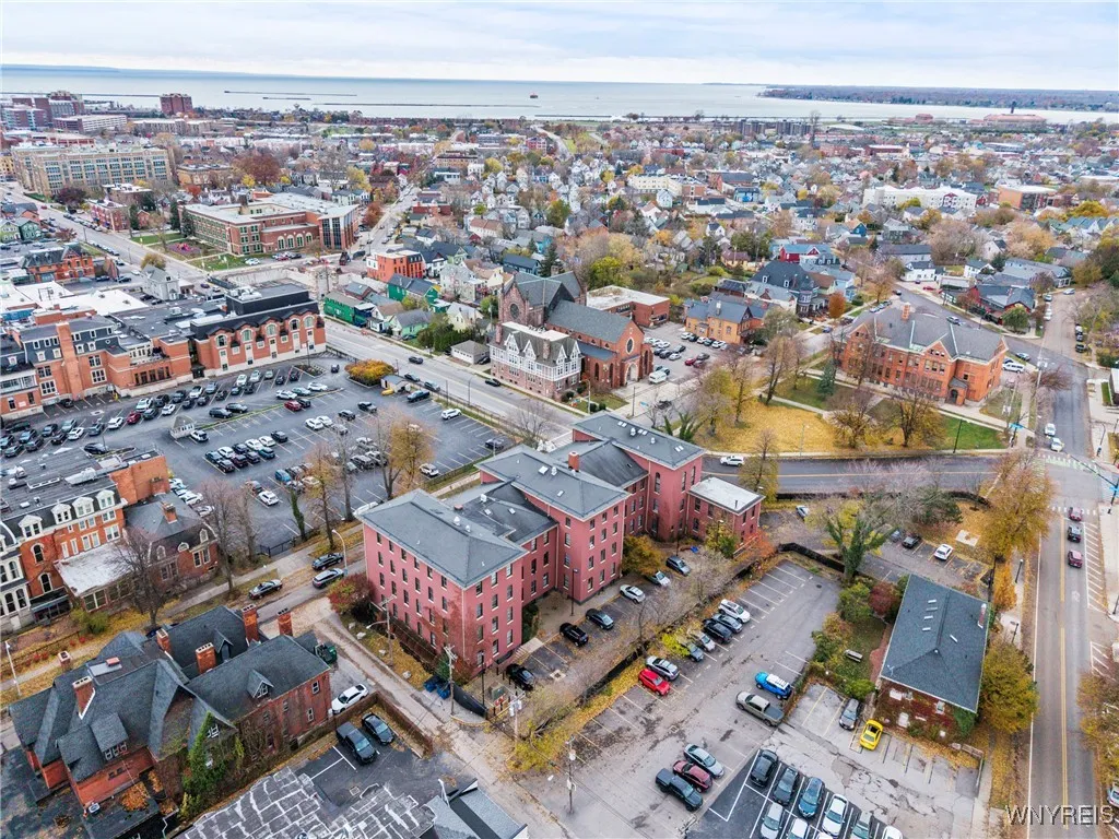 125 Edward Street 1j, Buffalo, New York 14201, Buffalo, New York 14201, 2 Bedrooms Bedrooms, 5 Rooms Rooms,1 BathroomBathrooms,Residential,For Sale,125 Edward Street 1j, Buffalo, New York 14201,0,B1637723