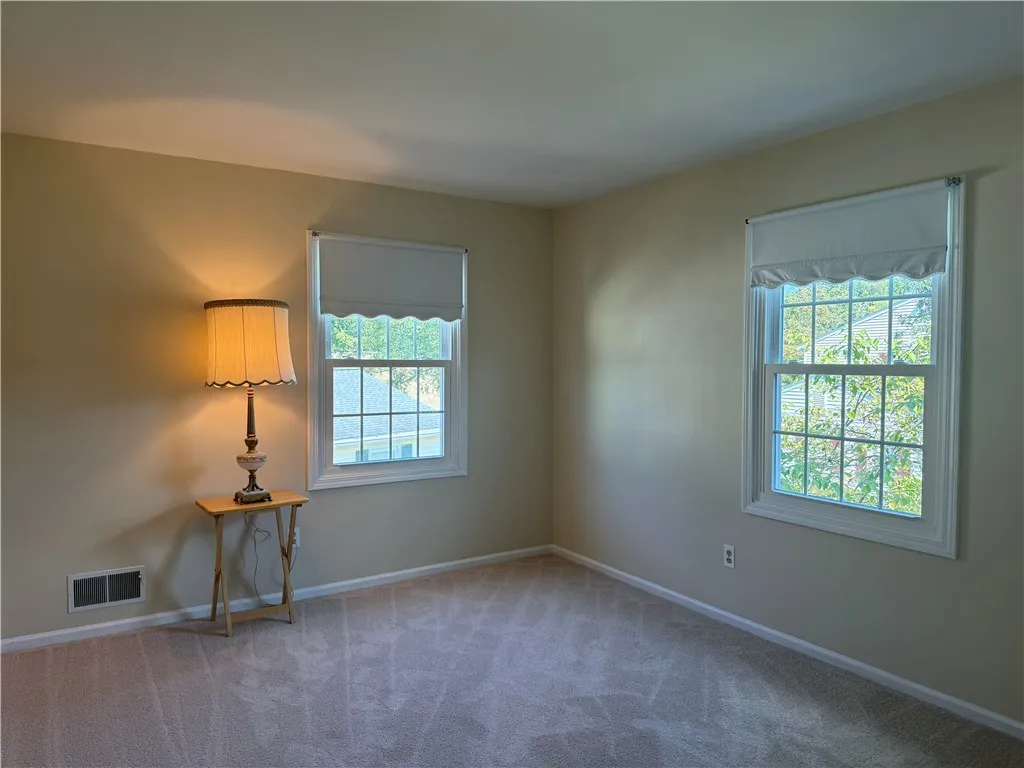 32 Heron Way North, Perinton, New York 14450, Perinton, New York 14450, 2 Bedrooms Bedrooms, 4 Rooms Rooms,1 BathroomBathrooms,Residential,Closed,32 Heron Way North, Perinton, New York 14450,0,R1637436