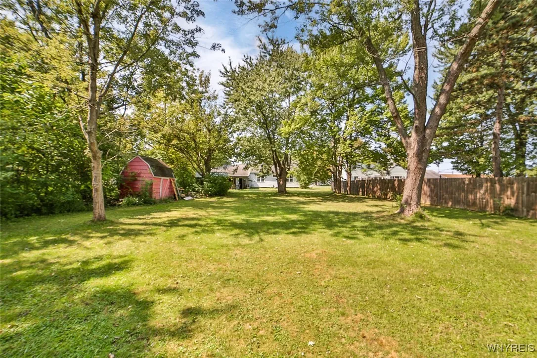 440 Sunset Drive, Hamburg, New York 14075, Hamburg, New York 14075, 2 Bedrooms Bedrooms, 4 Rooms Rooms,1 BathroomBathrooms,Residential,For Sale,440 Sunset Drive, Hamburg, New York 14075,0,B1637597