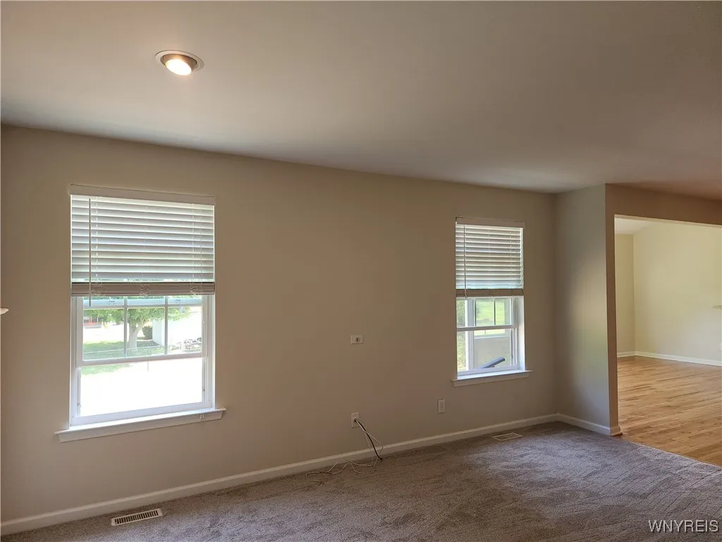 5839 Pinehurst Court, Hamburg, New York 14085, Hamburg, New York 14085, 5 Bedrooms Bedrooms, 13 Rooms Rooms,2 BathroomsBathrooms,Residential,For Sale,5839 Pinehurst Court, Hamburg, New York 14085,0,B1634009