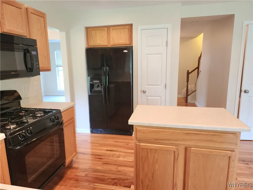 5839 Pinehurst Court, Hamburg, New York 14085, Hamburg, New York 14085, 5 Bedrooms Bedrooms, 13 Rooms Rooms,2 BathroomsBathrooms,Residential,For Sale,5839 Pinehurst Court, Hamburg, New York 14085,0,B1634009