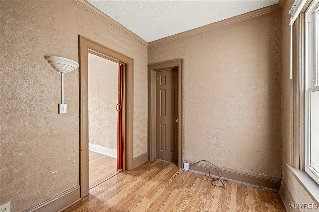 105 Dorris Avenue, Buffalo, New York 14215, Buffalo, New York 14215, 4 Bedrooms Bedrooms, 6 Rooms Rooms,1 BathroomBathrooms,Residential,Closed,105 Dorris Avenue, Buffalo, New York 14215,0,B1637623