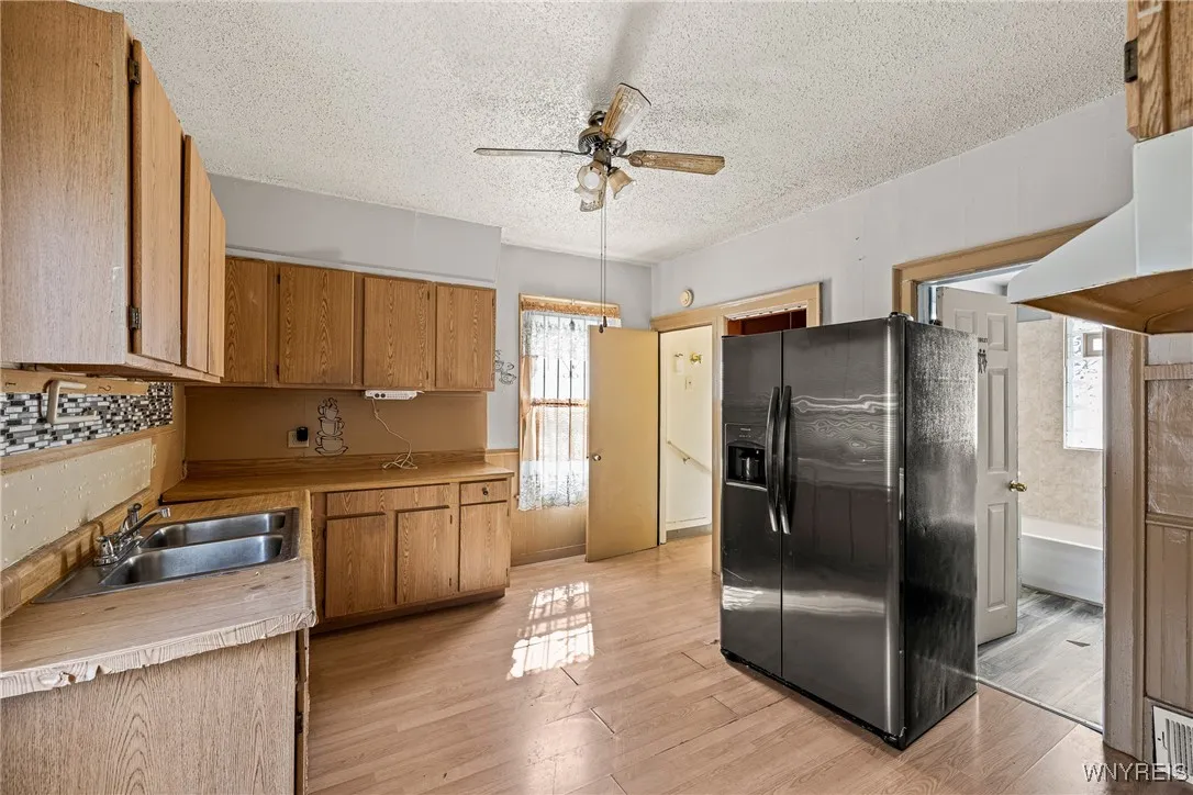 105 Dorris Avenue, Buffalo, New York 14215, Buffalo, New York 14215, 4 Bedrooms Bedrooms, 6 Rooms Rooms,1 BathroomBathrooms,Residential,Closed,105 Dorris Avenue, Buffalo, New York 14215,0,B1637623