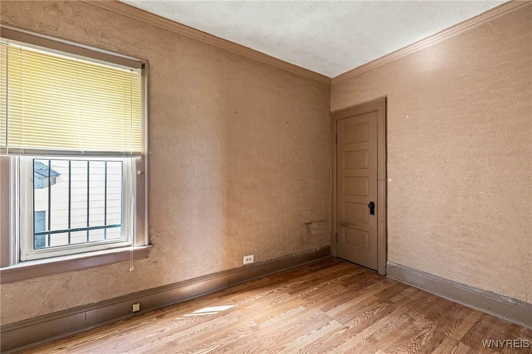 105 Dorris Avenue, Buffalo, New York 14215, Buffalo, New York 14215, 4 Bedrooms Bedrooms, 6 Rooms Rooms,1 BathroomBathrooms,Residential,Closed,105 Dorris Avenue, Buffalo, New York 14215,0,B1637623