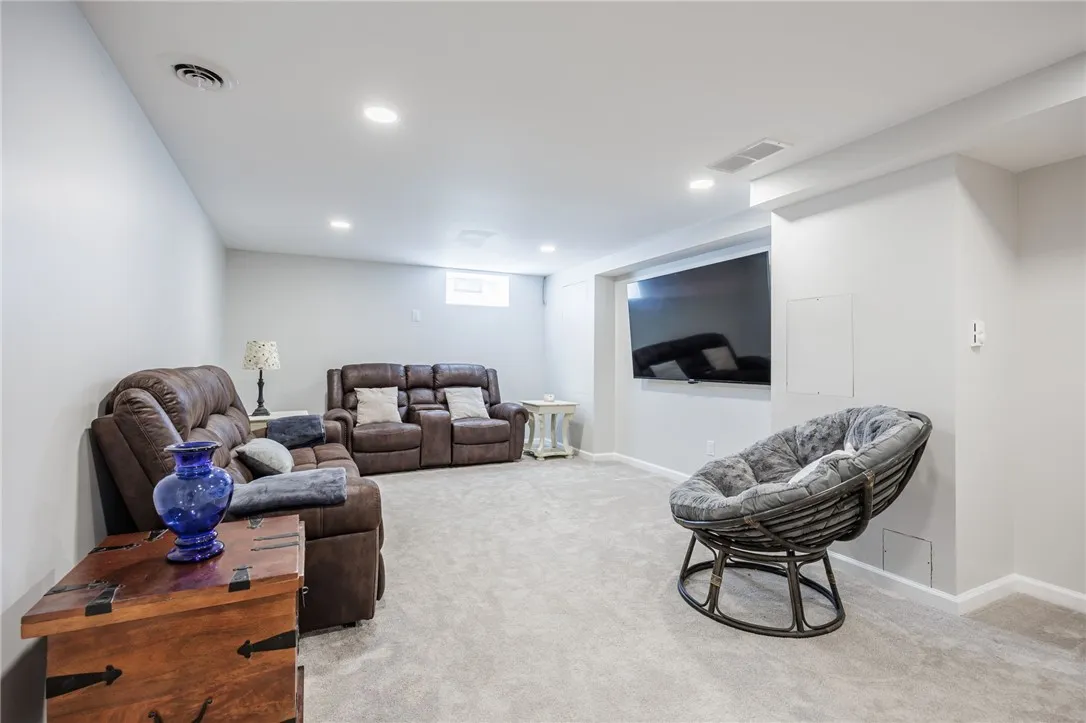 30 West Sunset Trail West, Perinton, New York 1445, Perinton, New York 14450, 3 Bedrooms Bedrooms, 8 Rooms Rooms,1 BathroomBathrooms,Residential,Closed,30 West Sunset Trail West, Perinton, New York 1445,0,R1637700