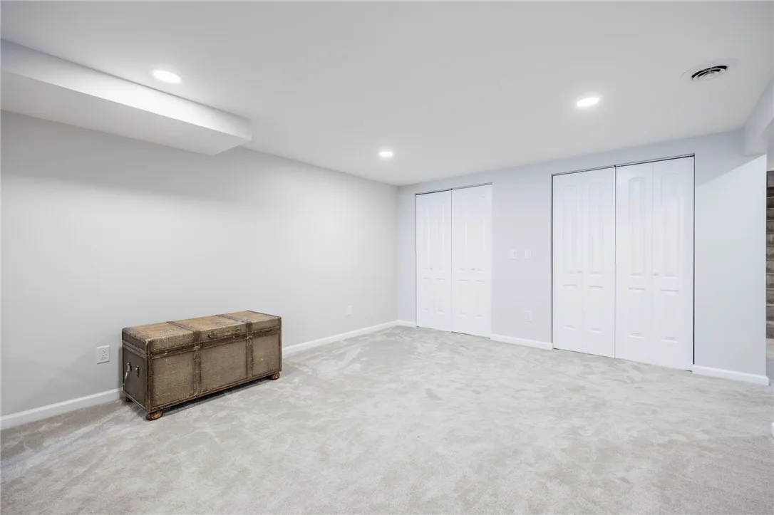 30 West Sunset Trail West, Perinton, New York 1445, Perinton, New York 14450, 3 Bedrooms Bedrooms, 8 Rooms Rooms,1 BathroomBathrooms,Residential,Closed,30 West Sunset Trail West, Perinton, New York 1445,0,R1637700