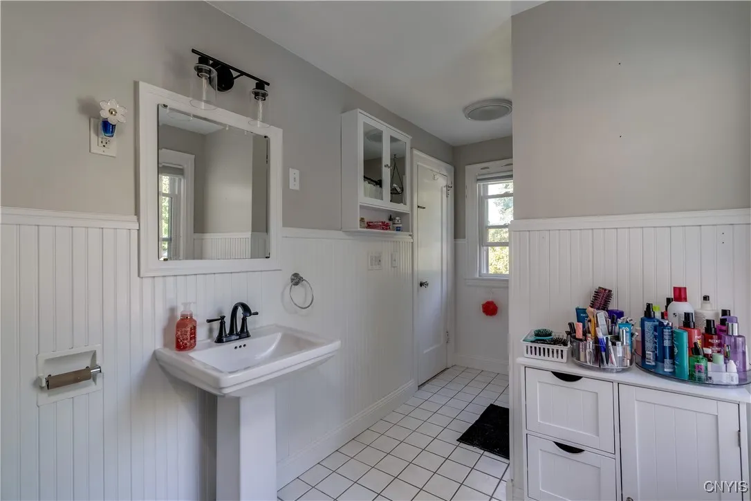 13764 Us Route 11, Adams, New York 13606, Adams, New York 13606, 3 Bedrooms Bedrooms, 11 Rooms Rooms,1 BathroomBathrooms,Residential,For Sale,13764 Us Route 11, Adams, New York 13606,0,S1637702