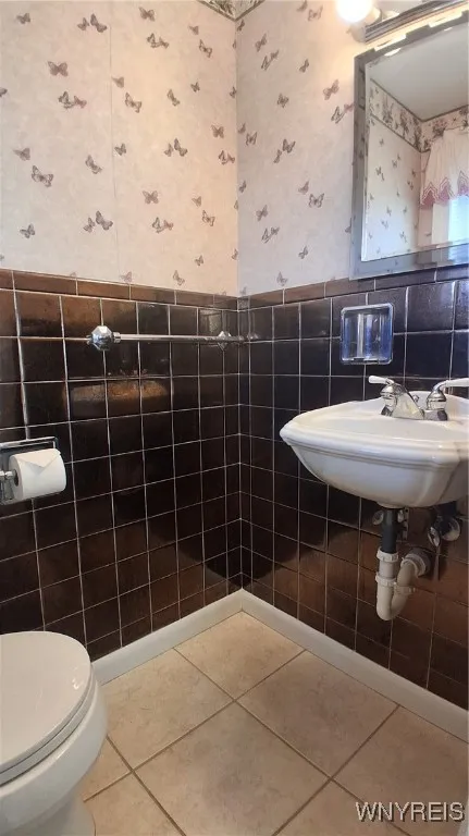 1552 East Park Road, Grand Island, New York 14072, Grand Island, New York 14072, 3 Bedrooms Bedrooms, 7 Rooms Rooms,1 BathroomBathrooms,Residential,Closed,1552 East Park Road, Grand Island, New York 14072,0,B1637764