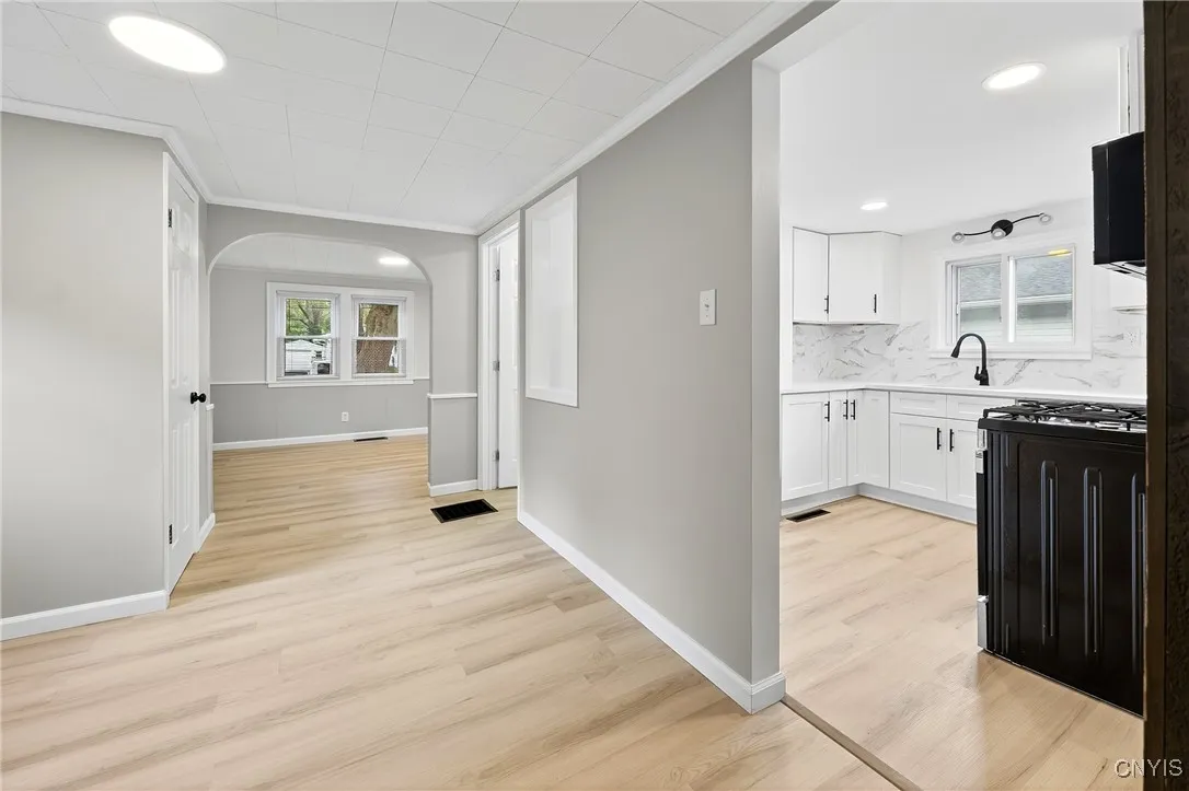 509 Wright Avenue, Salina, New York 13211, Salina, New York 13211, 3 Bedrooms Bedrooms, 8 Rooms Rooms,1 BathroomBathrooms,Residential,Closed,509 Wright Avenue, Salina, New York 13211,0,S1637757