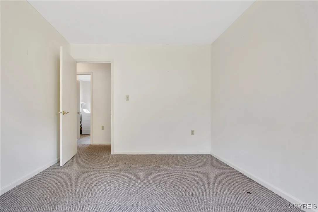 433 Linwood, Buffalo, New York 14209, Buffalo, New York 14209, 8 Bedrooms Bedrooms, ,Multi Family,For Sale,433 Linwood, Buffalo, New York 14209,0,B1636578