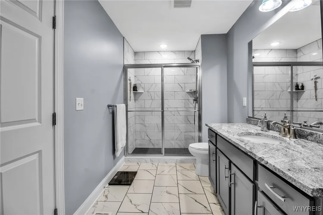107 California Drive A, Amherst, New York 14221, Amherst, New York 14221, 2 Bedrooms Bedrooms, 7 Rooms Rooms,2 BathroomsBathrooms,Residential,For Sale,107 California Drive A, Amherst, New York 14221,0,B1637717
