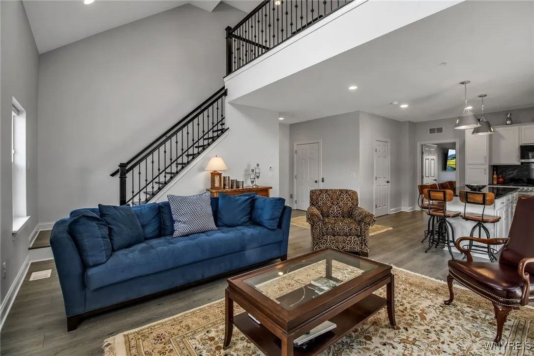 107 California Drive A, Amherst, New York 14221, Amherst, New York 14221, 2 Bedrooms Bedrooms, 7 Rooms Rooms,2 BathroomsBathrooms,Residential,For Sale,107 California Drive A, Amherst, New York 14221,0,B1637717
