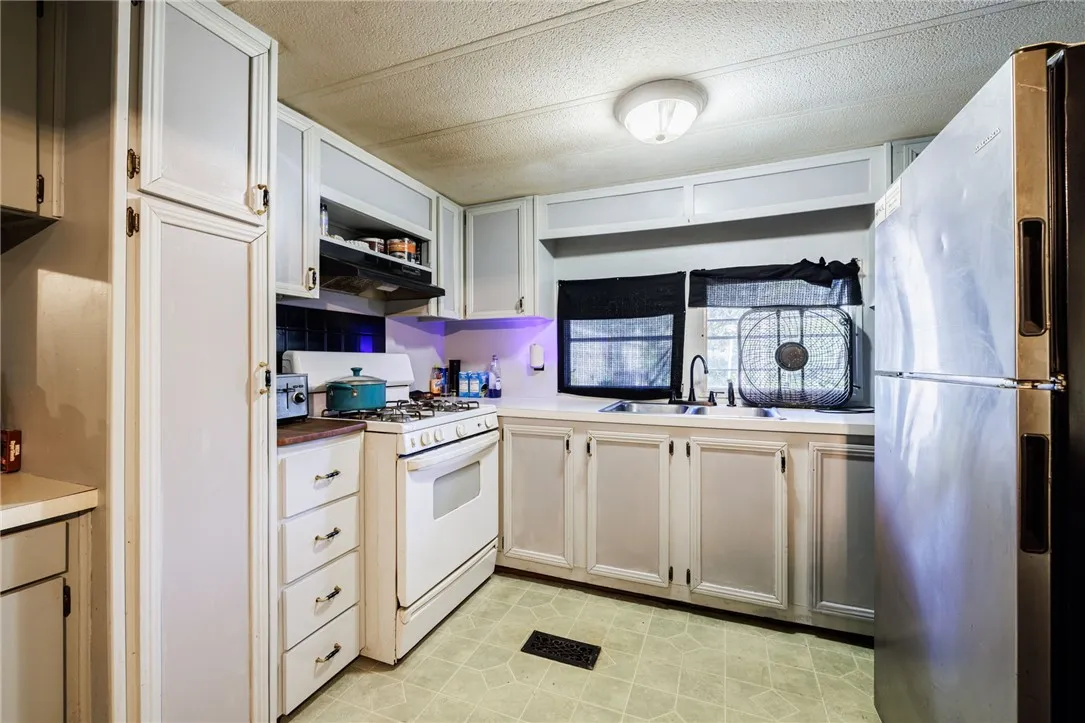 7 Skyview Dr., Penfield, New York 14626, Penfield, New York 14626, 2 Bedrooms Bedrooms, 4 Rooms Rooms,1 BathroomBathrooms,Residential,Closed,7 Skyview Dr., Penfield, New York 14626,0,R1637782