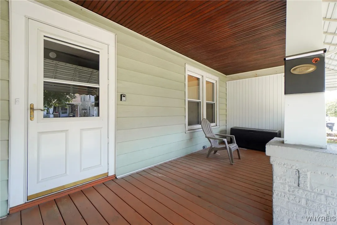 749 16th Street, Niagara Falls, New York 14301, Niagara Falls, New York 14301, 3 Bedrooms Bedrooms, 6 Rooms Rooms,1 BathroomBathrooms,Residential,For Sale,749 16th Street, Niagara Falls, New York 14301,0,B1637236